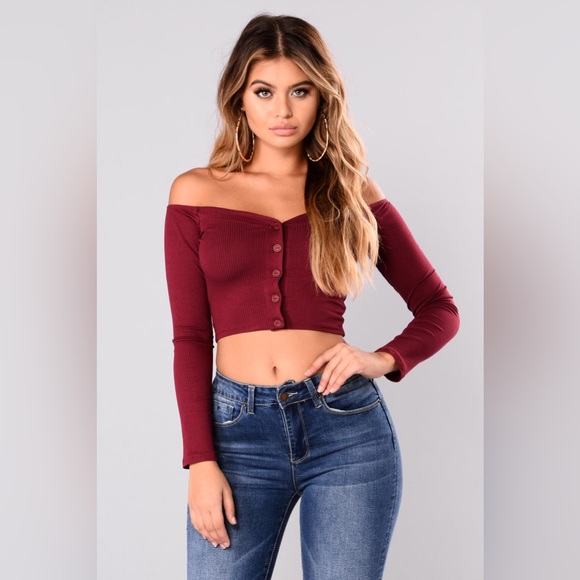 Fashion Nova XS crop top - Picture 1 of 3